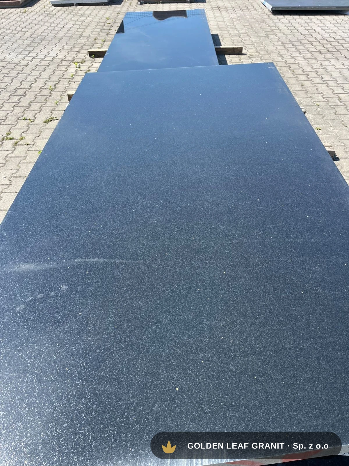 Super Black — pełna płyta